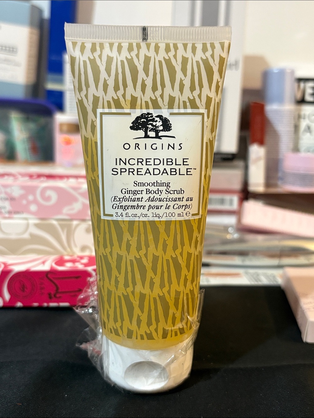 Origins Incredible Spreadable Ginger Body Scrub — Yellow and White Tube
